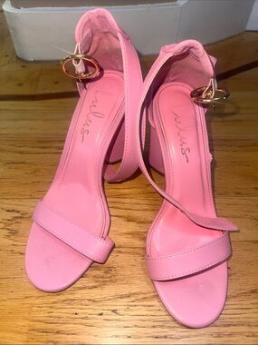 Lulu's Pink Block Heel Sandals with Gold Rings